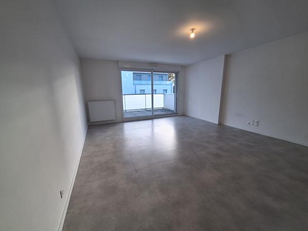 Appartement 3 pièces – 72 m² environ à Séné (ref : 28446)
