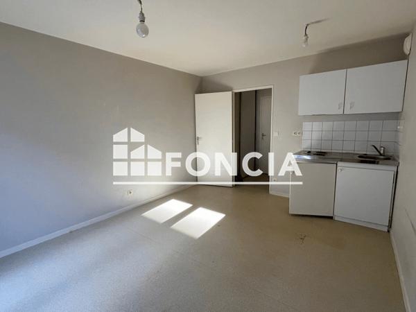 Location Appartement 2 pièces 34.31 m² - 32 RUE LECHESNE Le Mans 72000