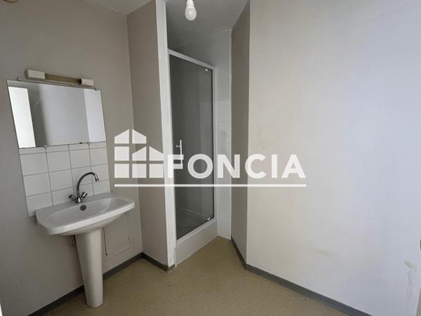 Location Appartement 2 pièces 34.31 m² - 32 RUE LECHESNE Le Mans 72000