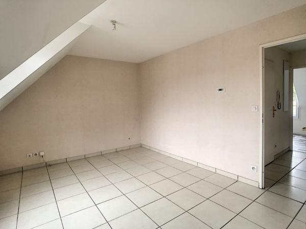 ORLEANS - St Jean de Braye - Rue de la Glacière  - Appartement 2 pièce(s) 42.20 + 2 PARKINGS