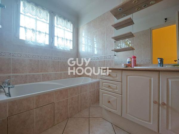 Maison à vendre de 6 pièces de 127 m²