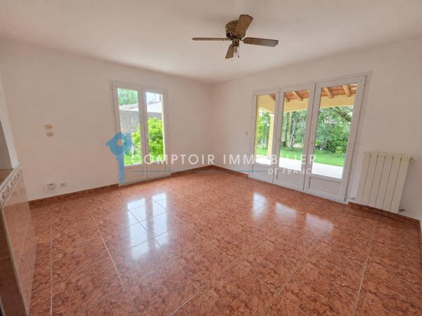 Villa
                                                                                                                                                                                                                                                                                                                        6 pièce(s)                                                                                                                                                                                                          5 chambre(s)                                                                                                                                                                                                          140  m²