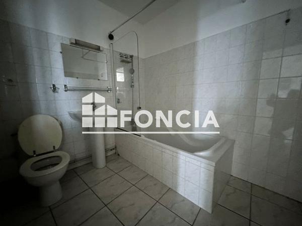 Location Appartement 3 pièces 53.13 m² - 15 RUE DE LA SAONE Saint Bernard 01600