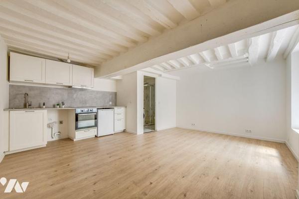 Studio à vendre – 36 rue de la Montagne Saint Geneviève , PARIS (5ème) 