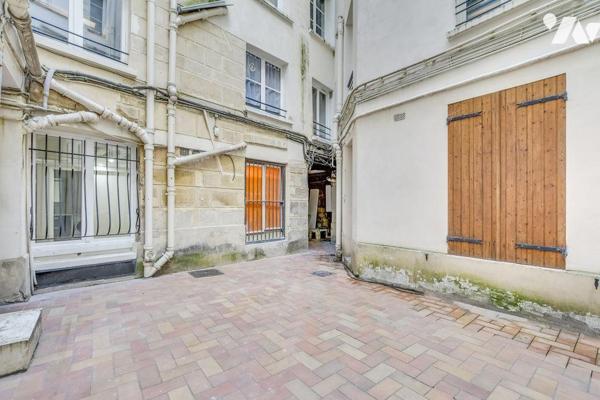 Studio à vendre – 36 rue de la Montagne Saint Geneviève , PARIS (5ème) 
