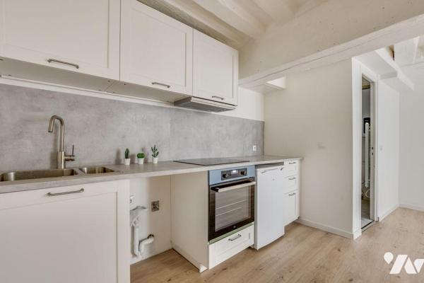 Studio à vendre – 36 rue de la Montagne Saint Geneviève , PARIS (5ème) 