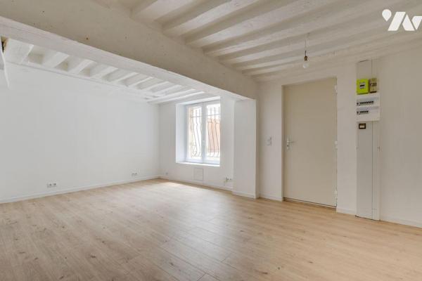 Studio à vendre – 36 rue de la Montagne Saint Geneviève , PARIS (5ème) 