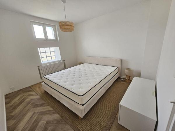 Maison de ville MEUBLÉE d 'une superficie de 82,64m²