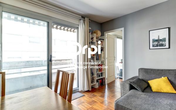 Appartement à vendre    2 pièces • 48 m2 Villeurbanne