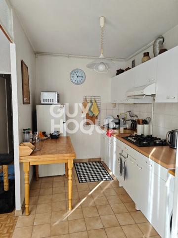 APPARTEMENT TYPE 2 2 BALCONS CAVE PARKING COLLECTIF METRO EMPALOT