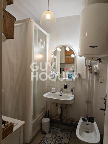 APPARTEMENT TYPE 2 2 BALCONS CAVE PARKING COLLECTIF METRO EMPALOT