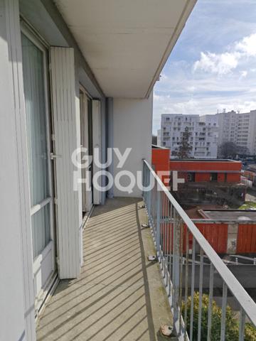 APPARTEMENT TYPE 2 2 BALCONS CAVE PARKING COLLECTIF METRO EMPALOT