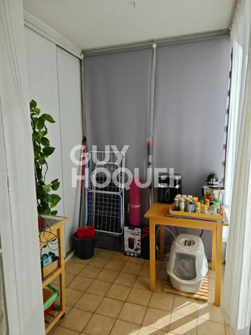 APPARTEMENT TYPE 2 2 BALCONS CAVE PARKING COLLECTIF METRO EMPALOT