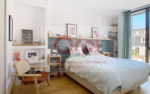 Maison à vendre    8 pièces • 240 m2 Issy-les-Moulineaux