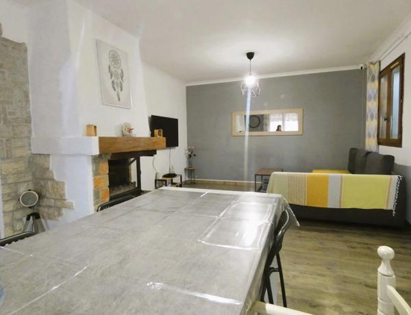 Maison à vendre en R+1 de 166 m² sur un terrain de 1837 m². Route d'Eyguières (13) Arles