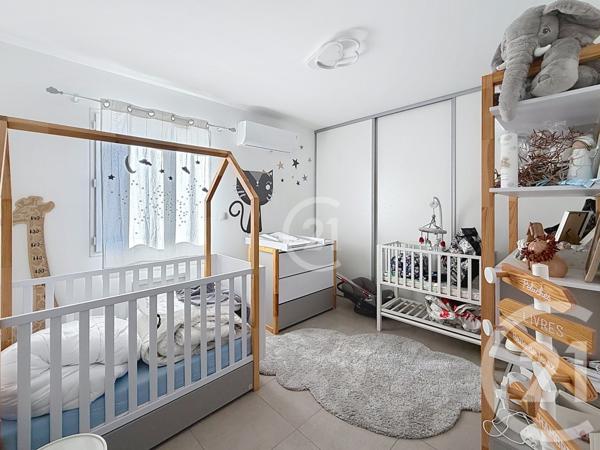 Maison à vendre  4 pièces - 91,78 m2 RAPHELE LES ARLES - 13