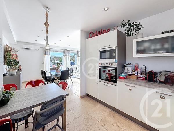 Maison à vendre  4 pièces - 91,78 m2 RAPHELE LES ARLES - 13