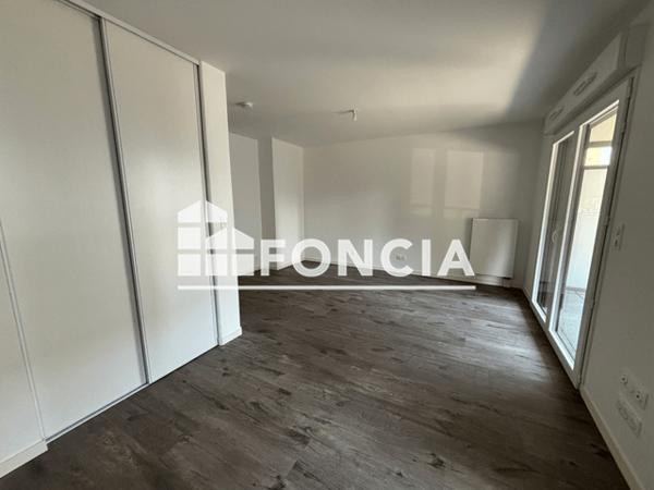 Location Studio 31.22 m² - 1 RUE DU GENERAL FELIX EBOUE Rennes 35200