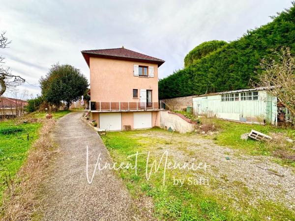 Propriété avec 2 habitations / Garage 90 m2 / Parcelle 1 173 m2