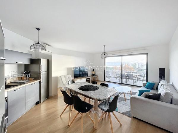 Appartement 3 pièce(s) 2 chambre(s) 73 m²