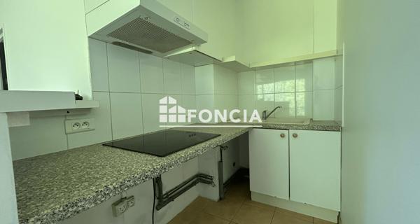 Location Studio 24.91 m² - Le Pecq 78230