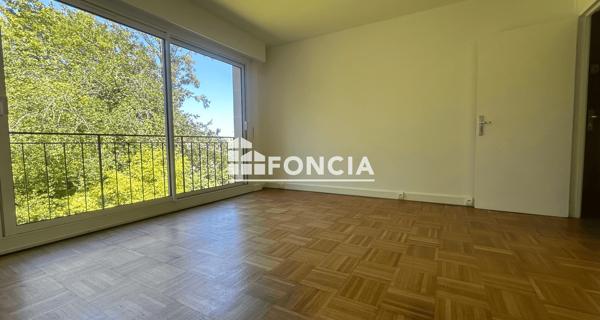 Location Studio 24.91 m² - Le Pecq 78230