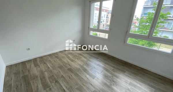 Location Appartement 2 pièces 43.66 m² - Corbeil-essonnes 91100