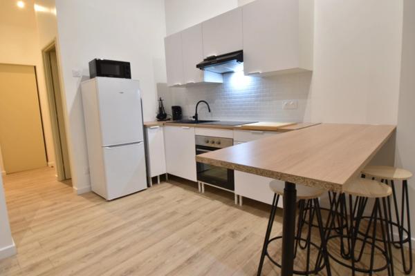 Appartement à louer meublé 3 pièces SAINTE LIVRADE SUR LOT (47)
