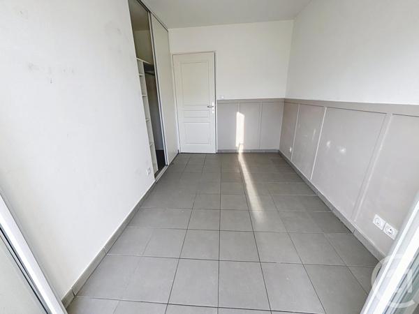 Appartement F3 à vendre  3 pièces - 61,75 m2 DECINES CHARPIEU - 69