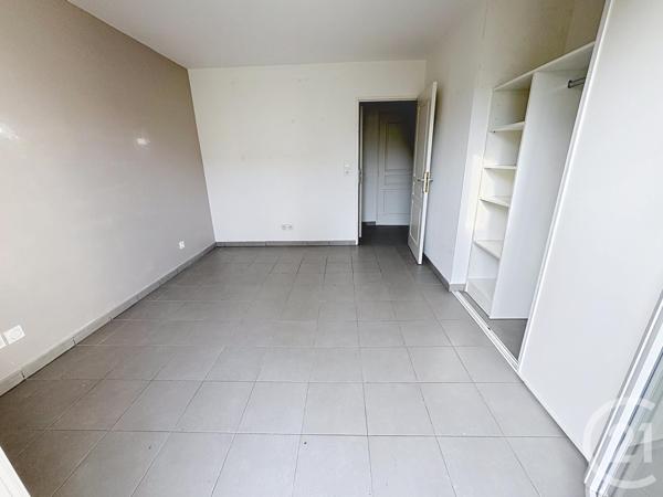 Appartement F3 à vendre  3 pièces - 61,75 m2 DECINES CHARPIEU - 69