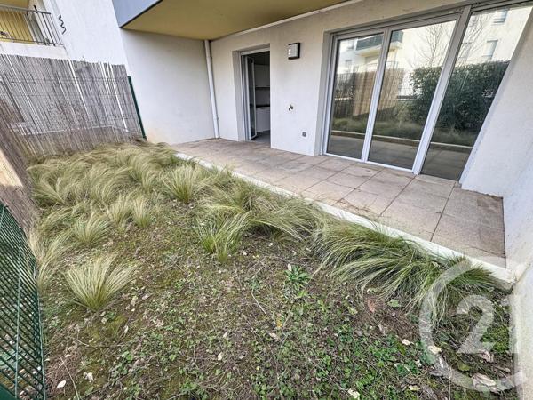 Appartement F3 à vendre  3 pièces - 61,75 m2 DECINES CHARPIEU - 69