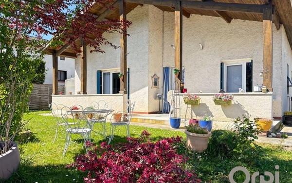 Maison à vendre    5 pièces •  Fleurance