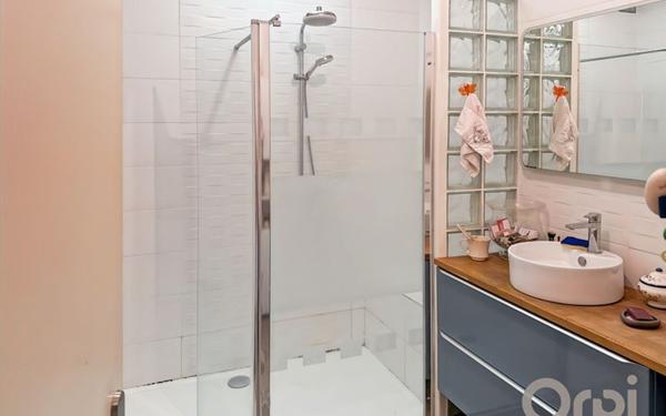 Maison à vendre    5 pièces •  Fleurance