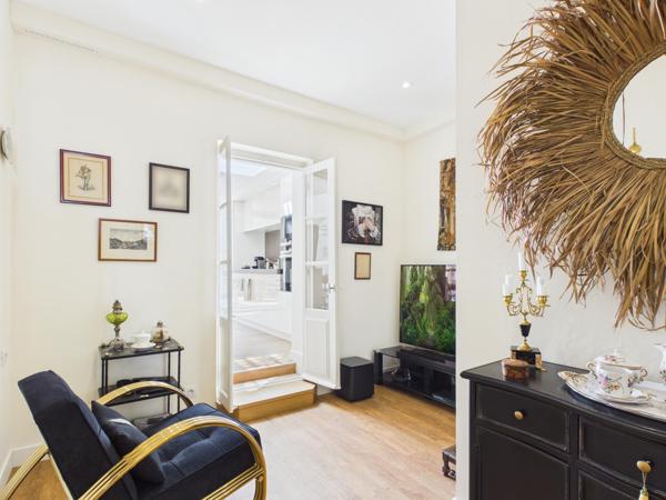 Morlaix – Appartement alliant art de vivre et art déco au sein d'un immeuble particulier