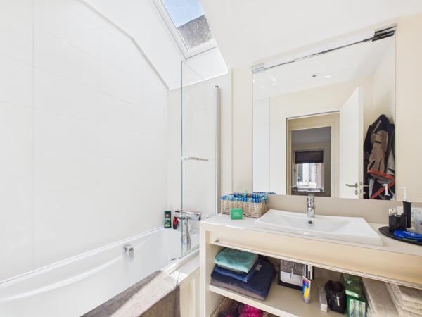 Morlaix – Appartement alliant art de vivre et art déco au sein d'un immeuble particulier
