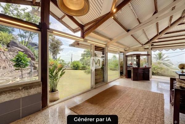 DPT GUYANE, à vendre CAYENNE BOURDA maison T4 de 158 m² avec vue mer