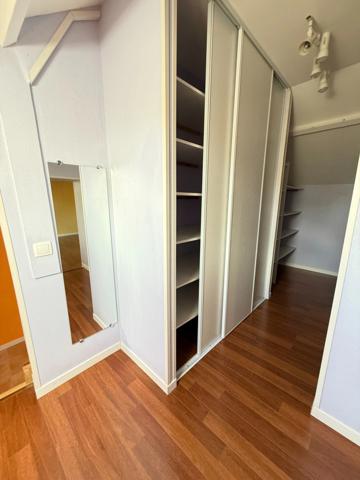 En exclusivite ! Maison de village, 300m², 10 chambres avec dépendances sur 3489m² de terrain 199 900 €