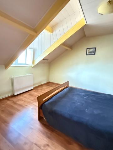 En exclusivite ! Maison de village, 300m², 10 chambres avec dépendances sur 3489m² de terrain 199 900 €