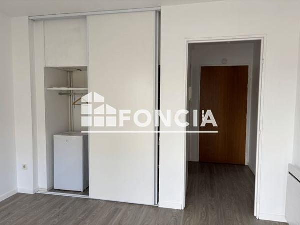 Location Studio 18.9 m² - 18 RUE DE GOUEDIC Saint Brieuc 22000