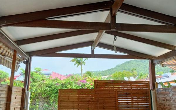 Appartement à louer    1 pièce •  Sainte-Luce