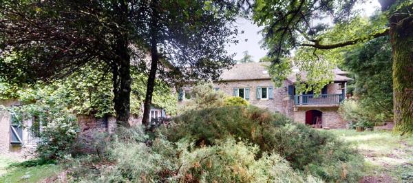 Maison à vendre    6 pièces •    Rieupeyroux