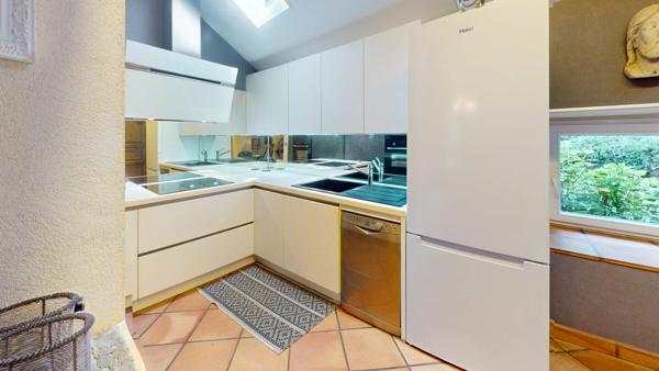 Maison à vendre    6 pièces •    Rieupeyroux