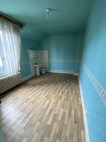 Vente Maison155 m² - 6 Pièces - HAM (80400)