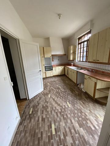Vente Maison155 m² - 6 Pièces - HAM (80400)
