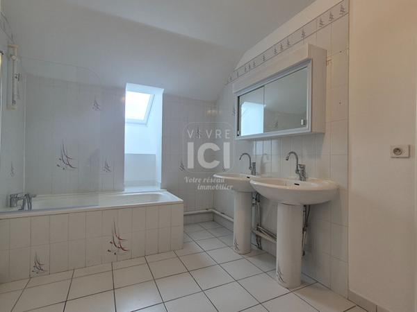 Appartement Angers 5 pièce(s) 118.73 m2