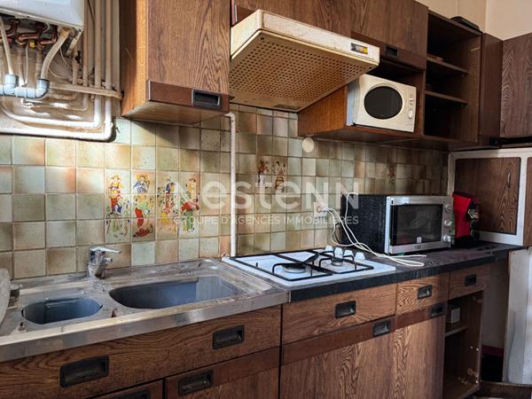 APPARTEMENT - 1ER ETAGE - 3 CHAMBRES - BALCON - 80 m2 - VERDUN