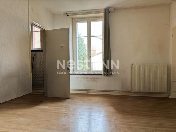 APPARTEMENT - 1ER ETAGE - 3 CHAMBRES - BALCON - 80 m2 - VERDUN
