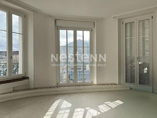 APPARTEMENT - 1ER ETAGE - 3 CHAMBRES - BALCON - 80 m2 - VERDUN