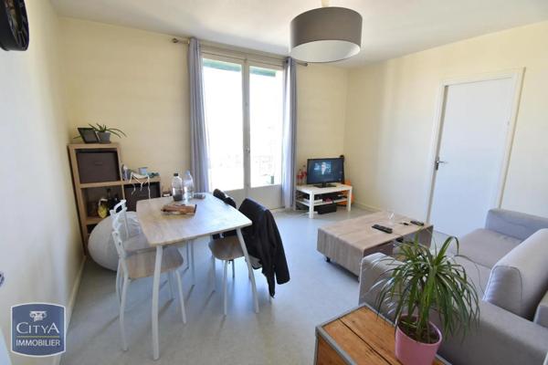 Appartement à louer 3 pièces 54.6m²