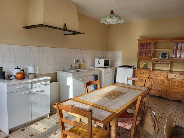 Maison à vendre 4 pièces SAINT LOUP LAMAIRE (79) Terrain 395 m²
